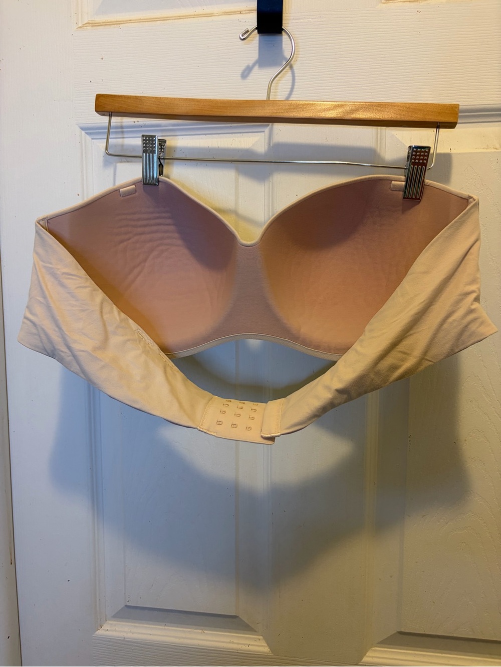 Soma Enbliss Stay Put Strapless Smooth Molded Cup Bra - Nude - Picture 3 of 3